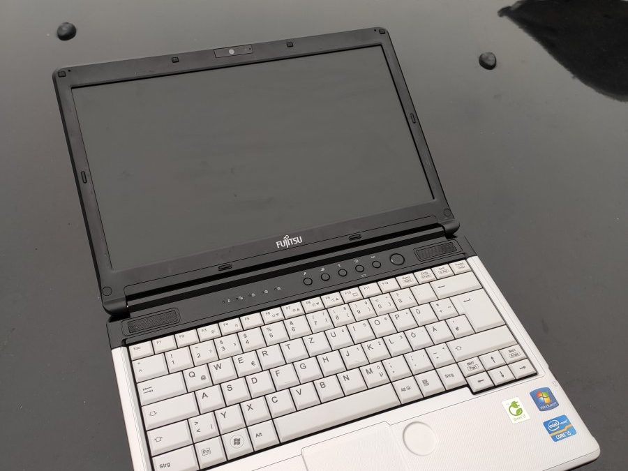 Fujitsu Lifebook S761 laptop bemutató